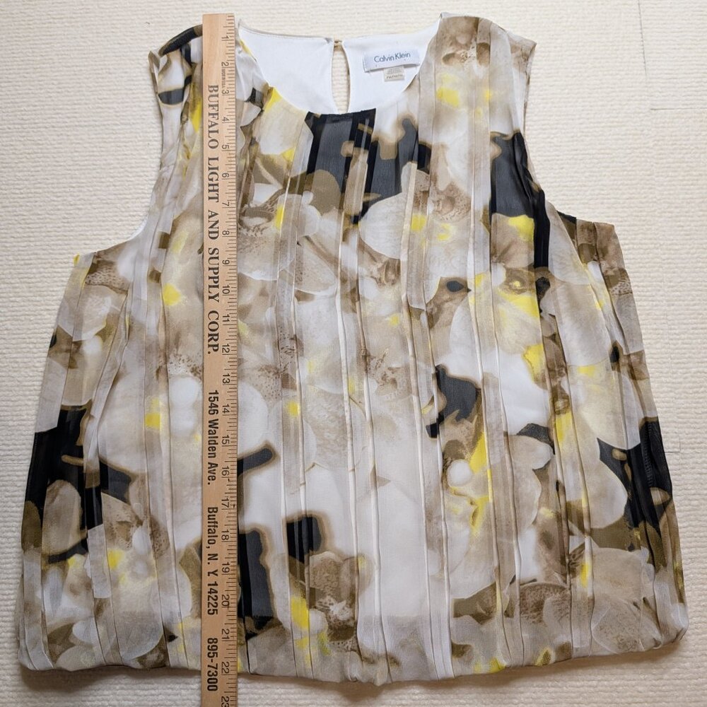Calvin Klein sleeveless pleated black/white/yellow floral blouse - size Petite M - Picture 5 of 9